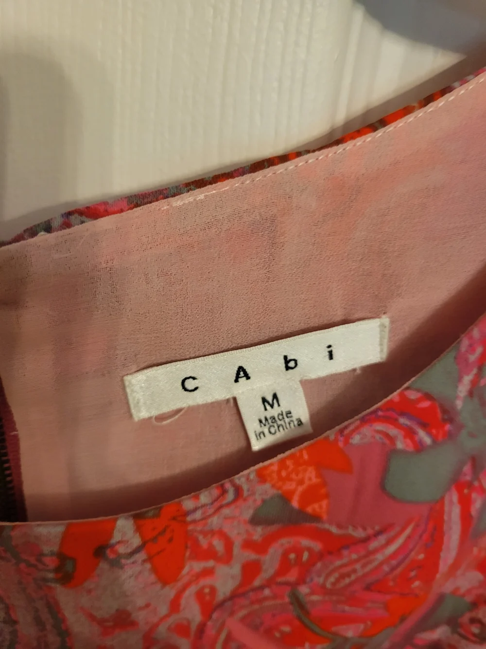 CAbi Pink & Orange Paisley Sleeveless Shell Top